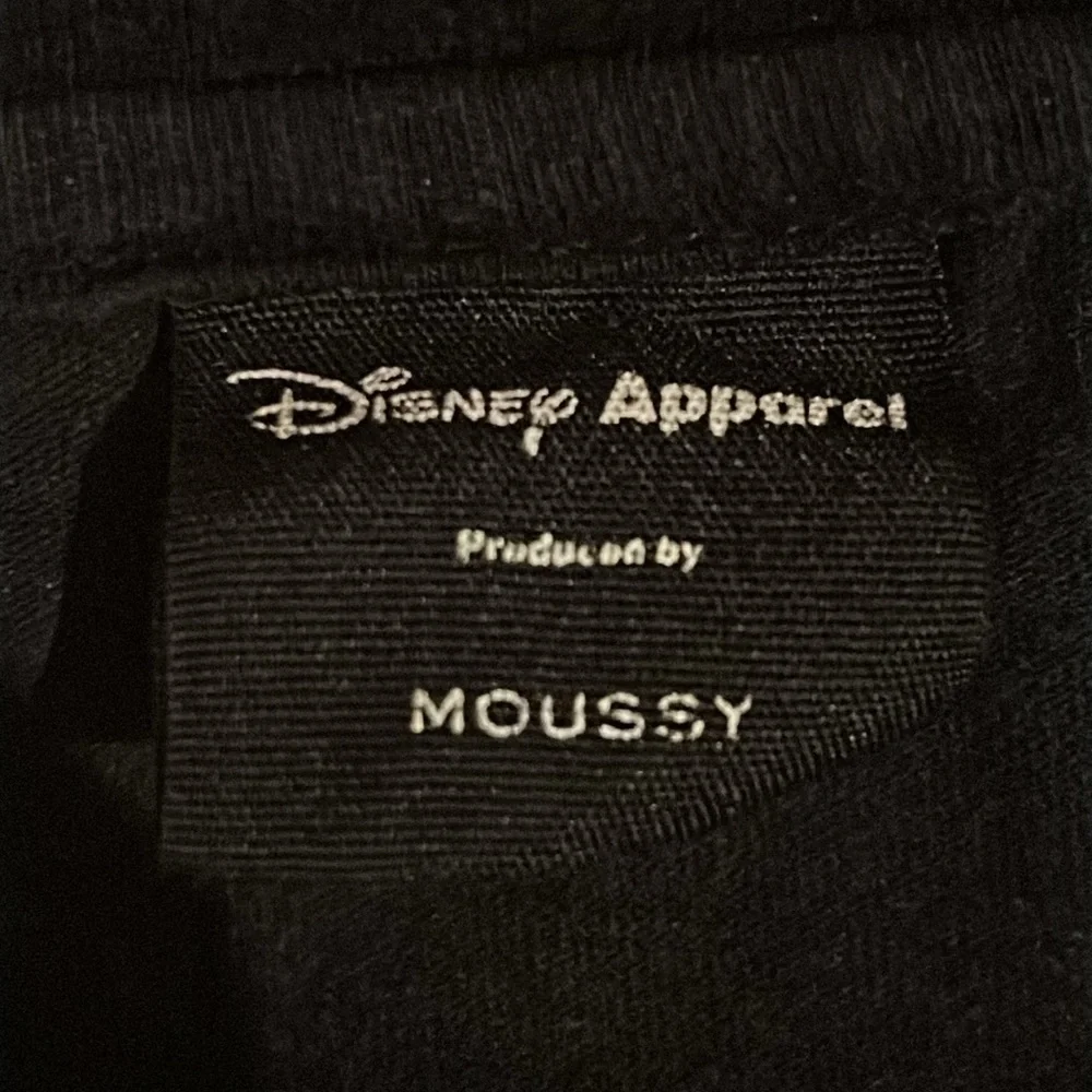 Rare Vintage Unisex Disney Apparel Mickey and Minnie Mouse Black T-Shirt Cotton - Picture 3 of 10